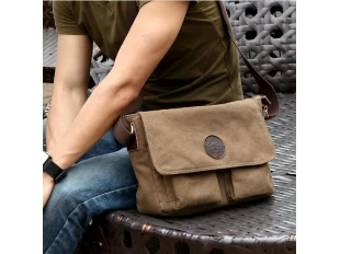 Genți bărbătești din material textil și pânză Genți bărbătești din material textil și pânză