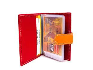 Carte de vizită roșie cu agrafă