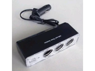 Adaptor brichetă auto 1:3 + USB