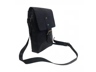 Geantă bărbătească neagră cu cataramă - Leat