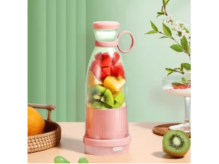 Mini blender electric portabil cu o capacitate de 420 ml.